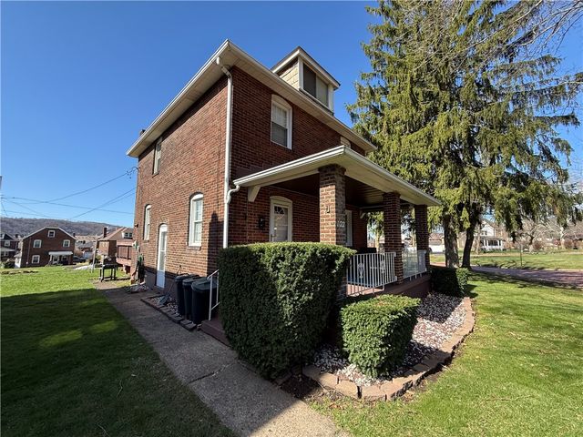 1122 Ohio Ave, Midland Boro, PA 15059