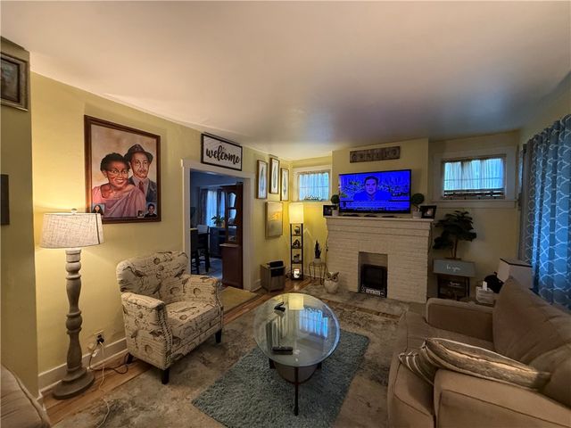 1122 Ohio Ave, Midland Boro, PA 15059