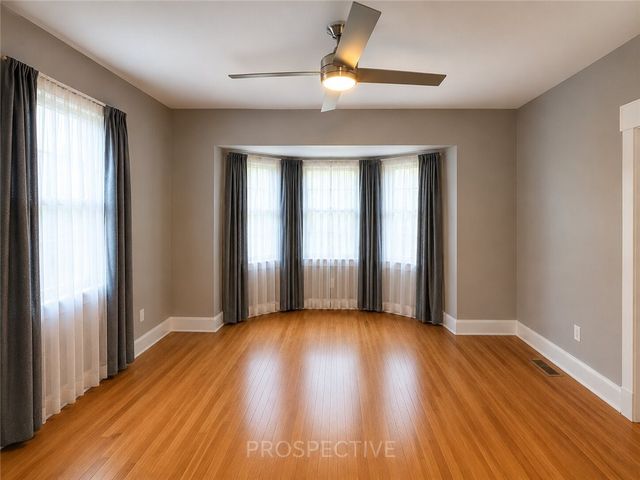 1122 Ohio Ave, Midland Boro, PA 15059