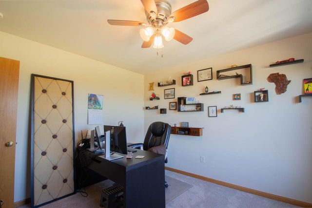 602 Hunter Oaks BOULEVARD, Watertown, WI 53094