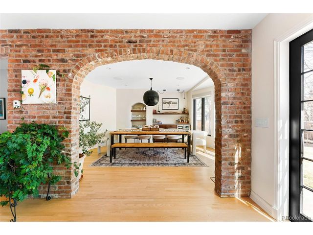 370 Ivy St, Denver, CO 80220