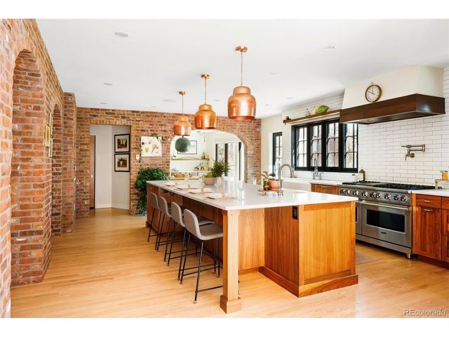 370 Ivy St, Denver, CO 80220