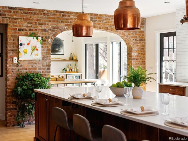 370 Ivy St, Denver, CO 80220