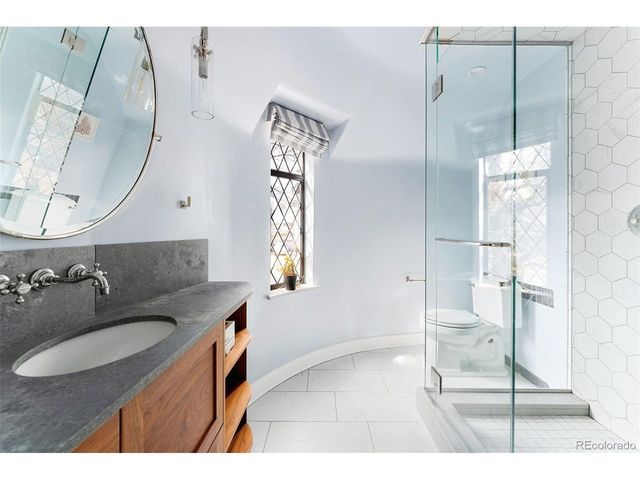 370 Ivy St, Denver, CO 80220