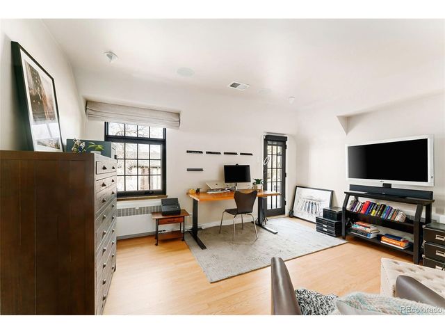 370 Ivy St, Denver, CO 80220