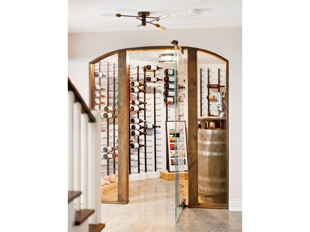 370 Ivy St, Denver, CO 80220