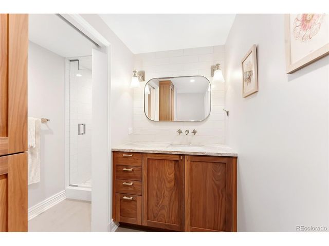 370 Ivy St, Denver, CO 80220