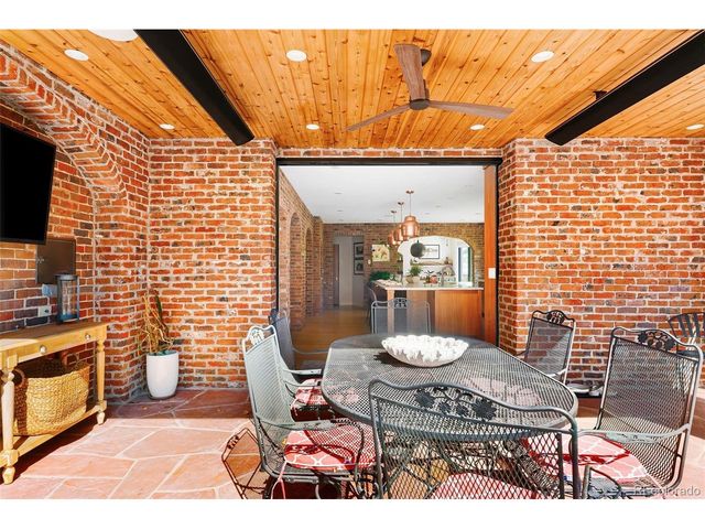 370 Ivy St, Denver, CO 80220