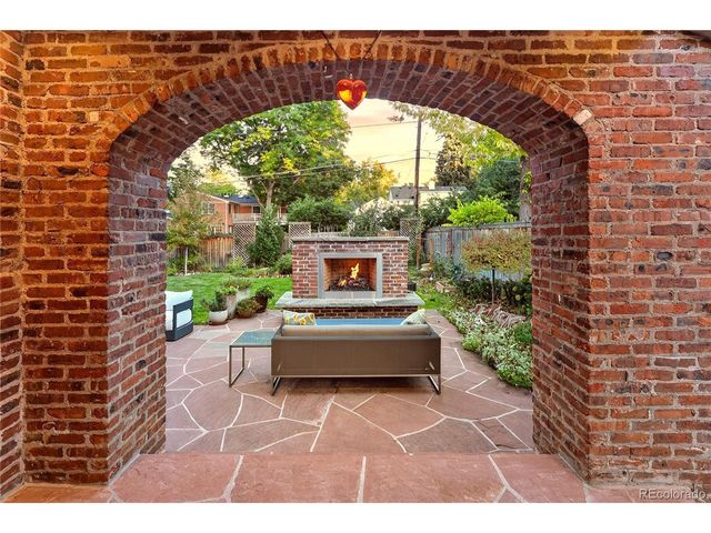 370 Ivy St, Denver, CO 80220