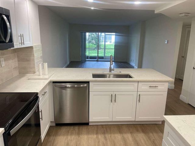 1200 NW 87th Avenue 115, Coral Springs, FL 33071