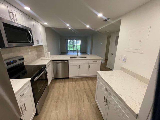 1200 NW 87th Avenue 115, Coral Springs, FL 33071