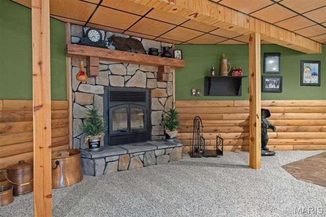 7467 Walshville Trail, Hillsboro, IL 62049