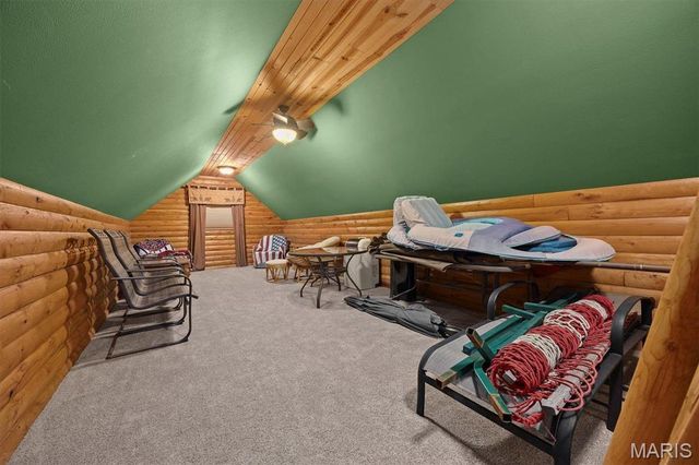 7467 Walshville Trail, Hillsboro, IL 62049