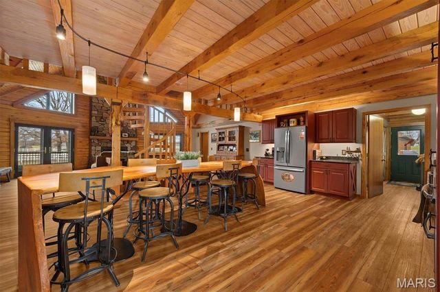 7467 Walshville Trail, Hillsboro, IL 62049