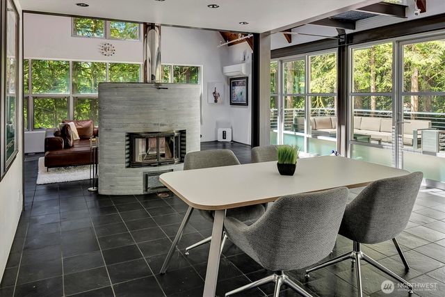 26222 SE 152nd St, Issaquah, WA 98027