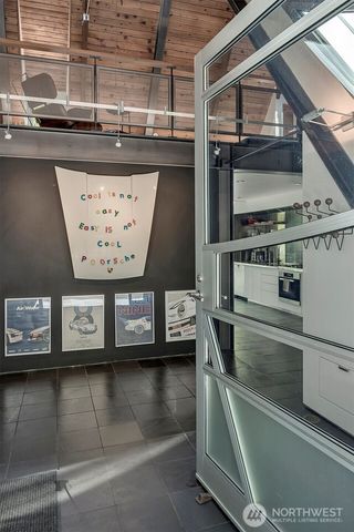 26222 SE 152nd St, Issaquah, WA 98027