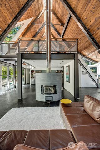 26222 SE 152nd St, Issaquah, WA 98027