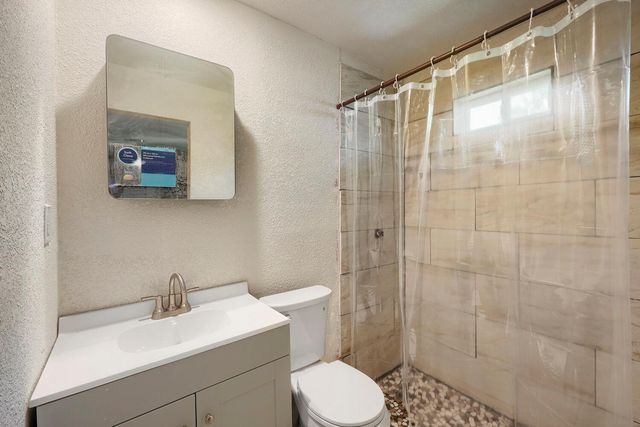 2705 Cory LN, Spicewood, TX 78669
