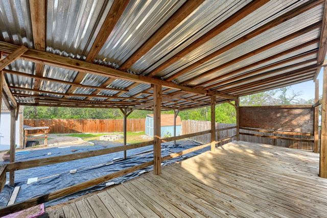 2705 Cory LN, Spicewood, TX 78669