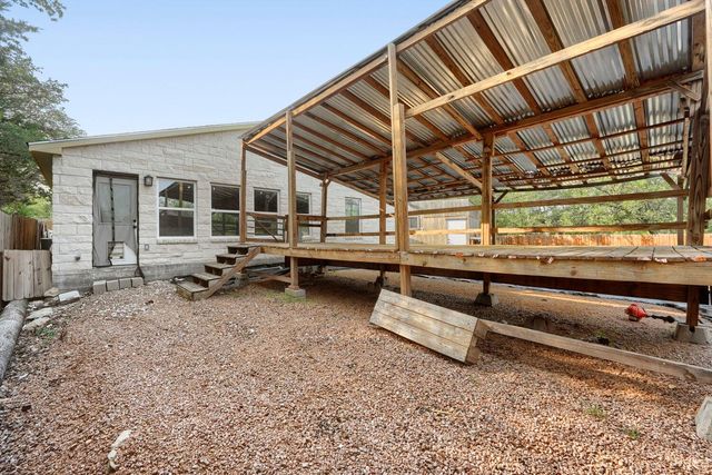 2705 Cory LN, Spicewood, TX 78669