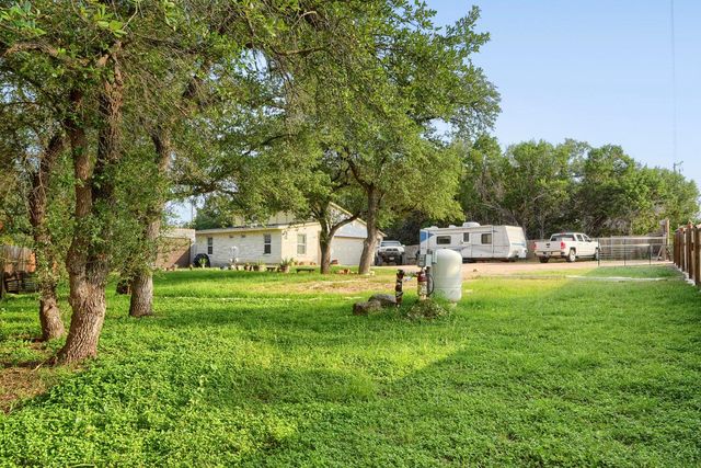 2705 Cory LN, Spicewood, TX 78669