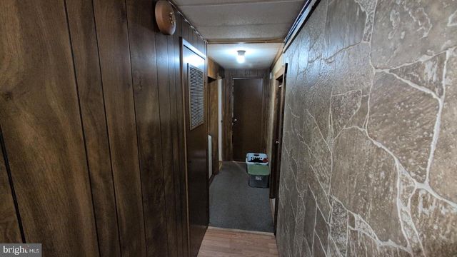 300-300C HORSESHOE TRAIL RD, Denver, PA 17517