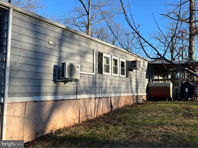 300-300C HORSESHOE TRAIL RD, Denver, PA 17517