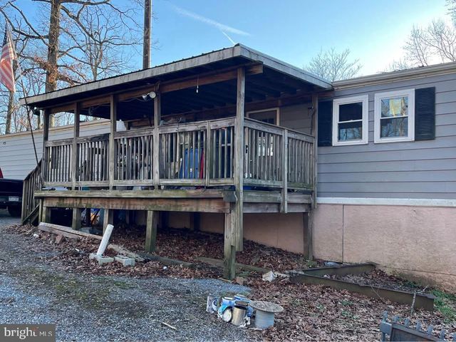 300-300C HORSESHOE TRAIL RD, Denver, PA 17517