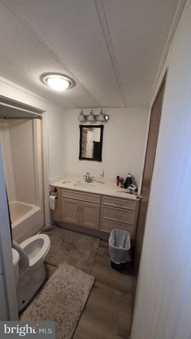 300-300C HORSESHOE TRAIL RD, Denver, PA 17517