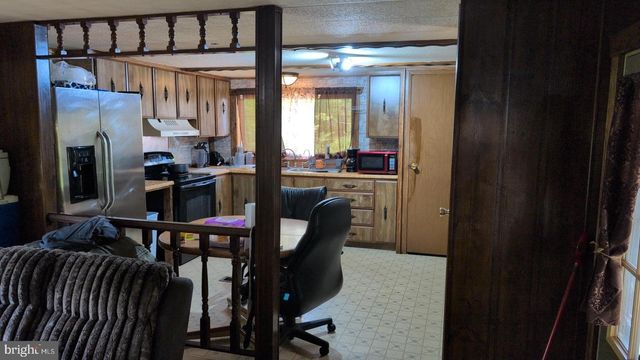 300-300C HORSESHOE TRAIL RD, Denver, PA 17517