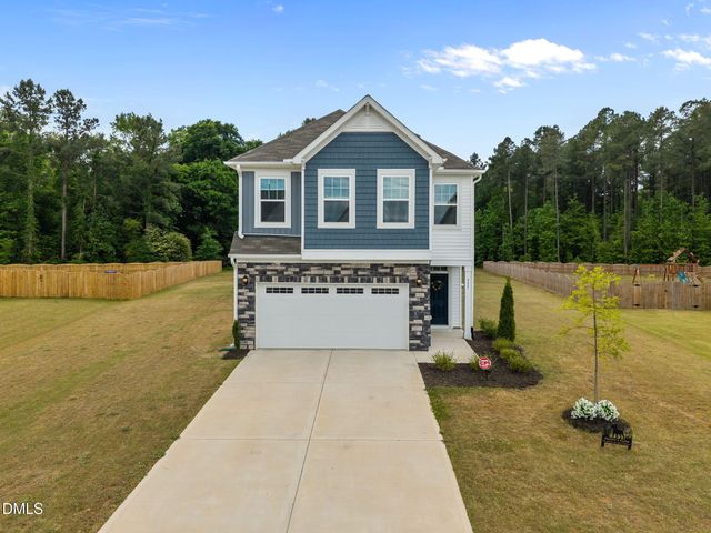 337 Winding Creek Drive, Lillington, NC 27546