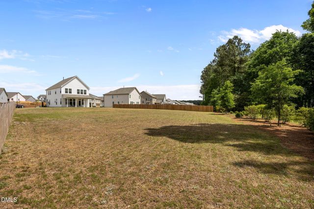 337 Winding Creek Drive, Lillington, NC 27546
