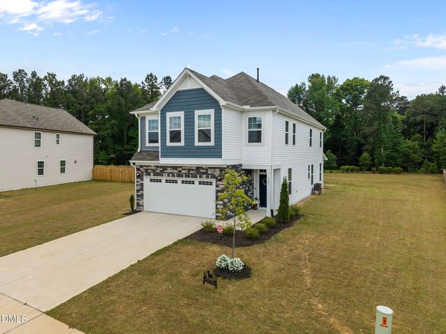 337 Winding Creek Drive, Lillington, NC 27546