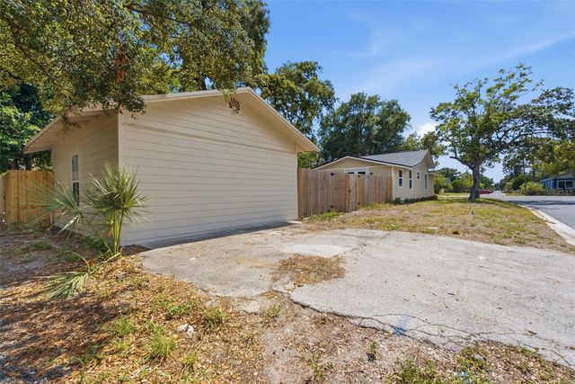 1700 SCRANTON STREET S, St Petersburg, FL 33711