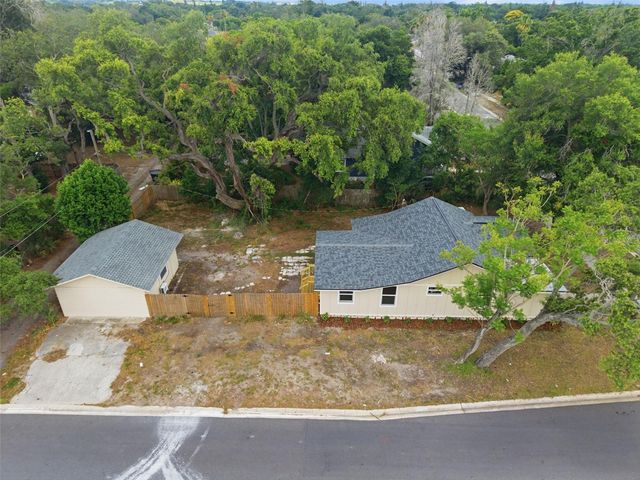 1700 SCRANTON STREET S, St Petersburg, FL 33711
