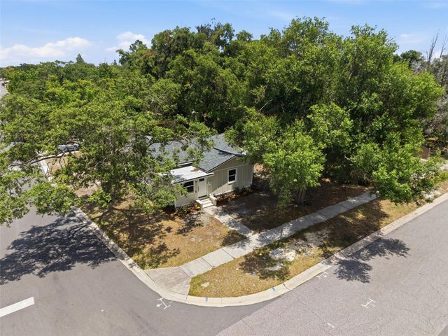 1700 SCRANTON STREET S, St Petersburg, FL 33711