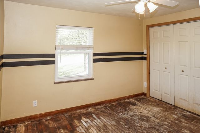 434 Mary St, Jeannette, PA 15644