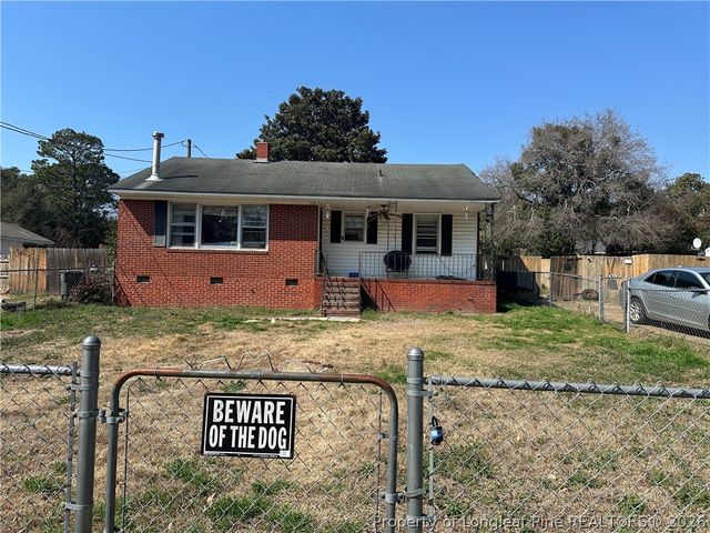 1110 Martindale Drive, Fayetteville, NC 28304