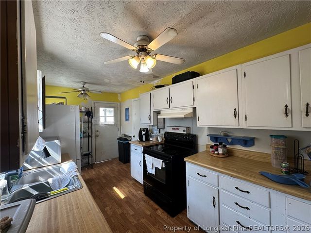 1110 Martindale Drive, Fayetteville, NC 28304