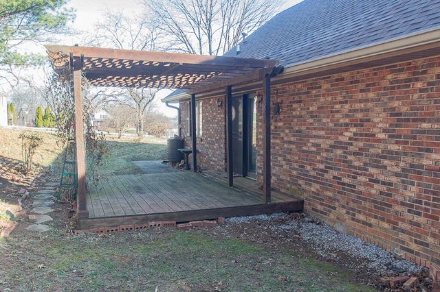 101 Deer Run, Frankfort, KY 40601