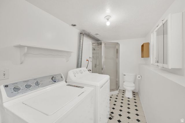 6796 S CYCLAMEN DR, West Jordan, UT 84081