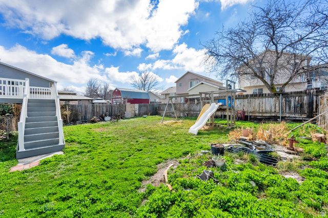 6796 S CYCLAMEN DR, West Jordan, UT 84081