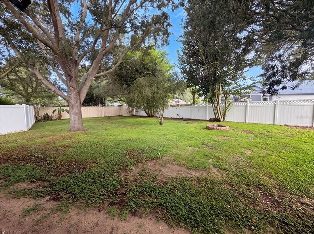 33450 IRONGATE DRIVE, Leesburg, FL 34788