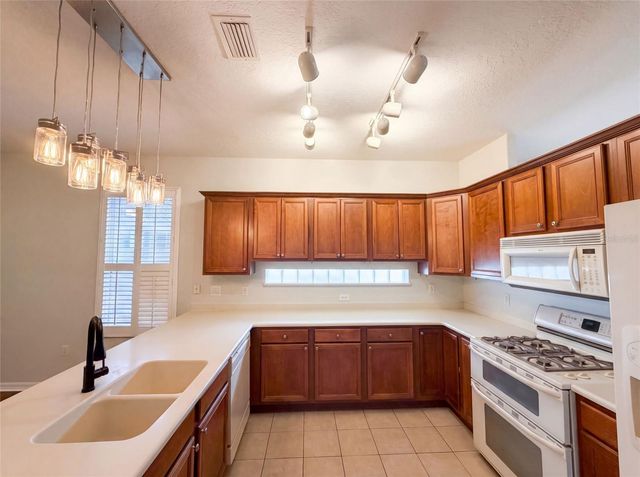 33450 IRONGATE DRIVE, Leesburg, FL 34788