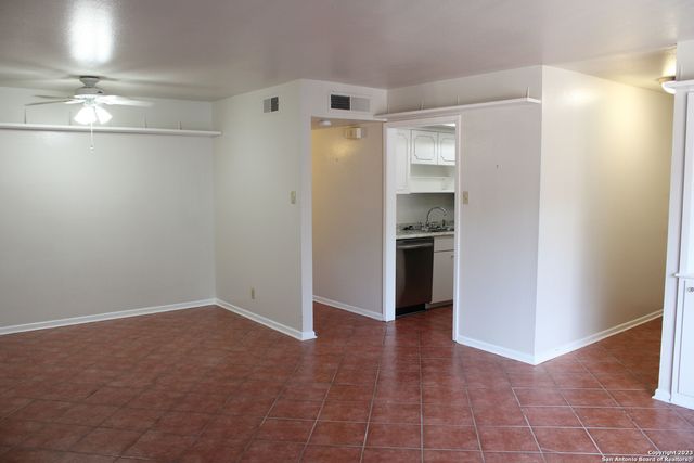 8401 N New Braunfels Ave Apt 109, San Antonio, TX 78209