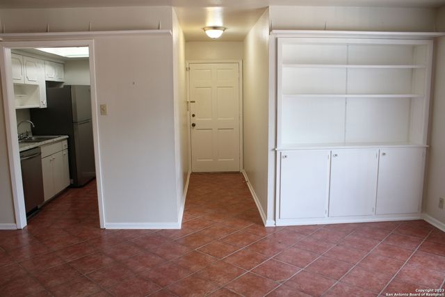 8401 N New Braunfels Ave Apt 109, San Antonio, TX 78209