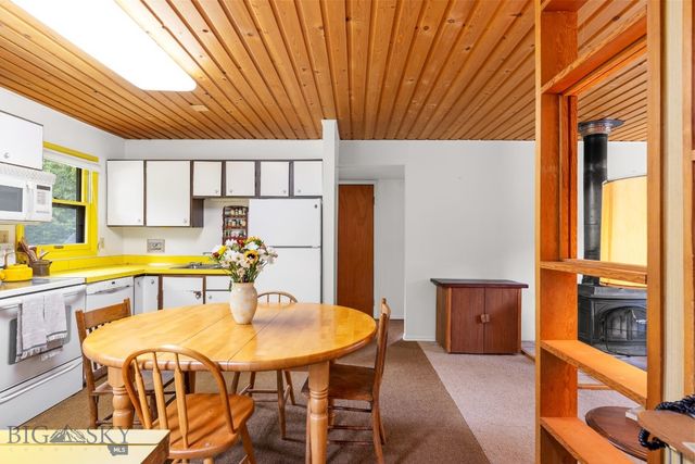 140 Luhn, Gallatin Gateway, MT 59730