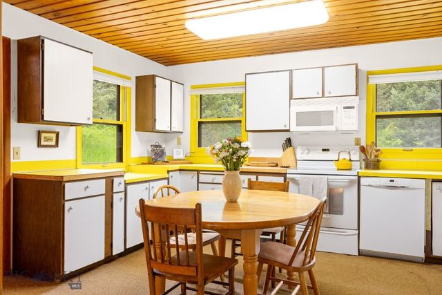 140 Luhn, Gallatin Gateway, MT 59730