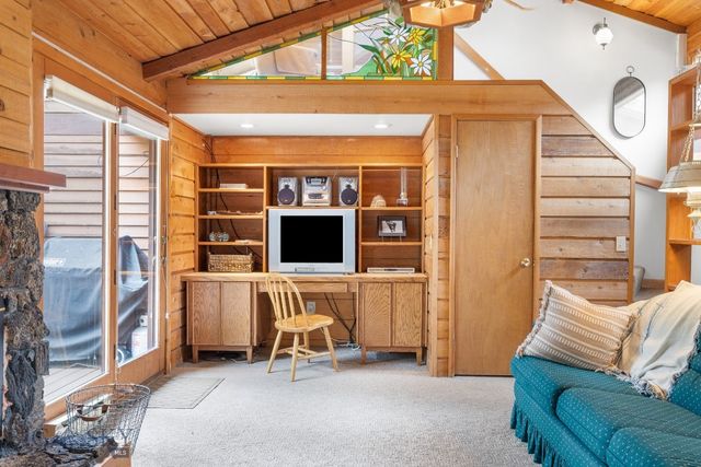 140 Luhn, Gallatin Gateway, MT 59730