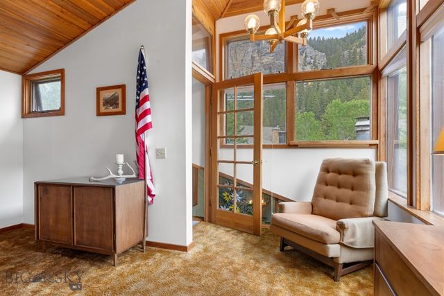 140 Luhn, Gallatin Gateway, MT 59730